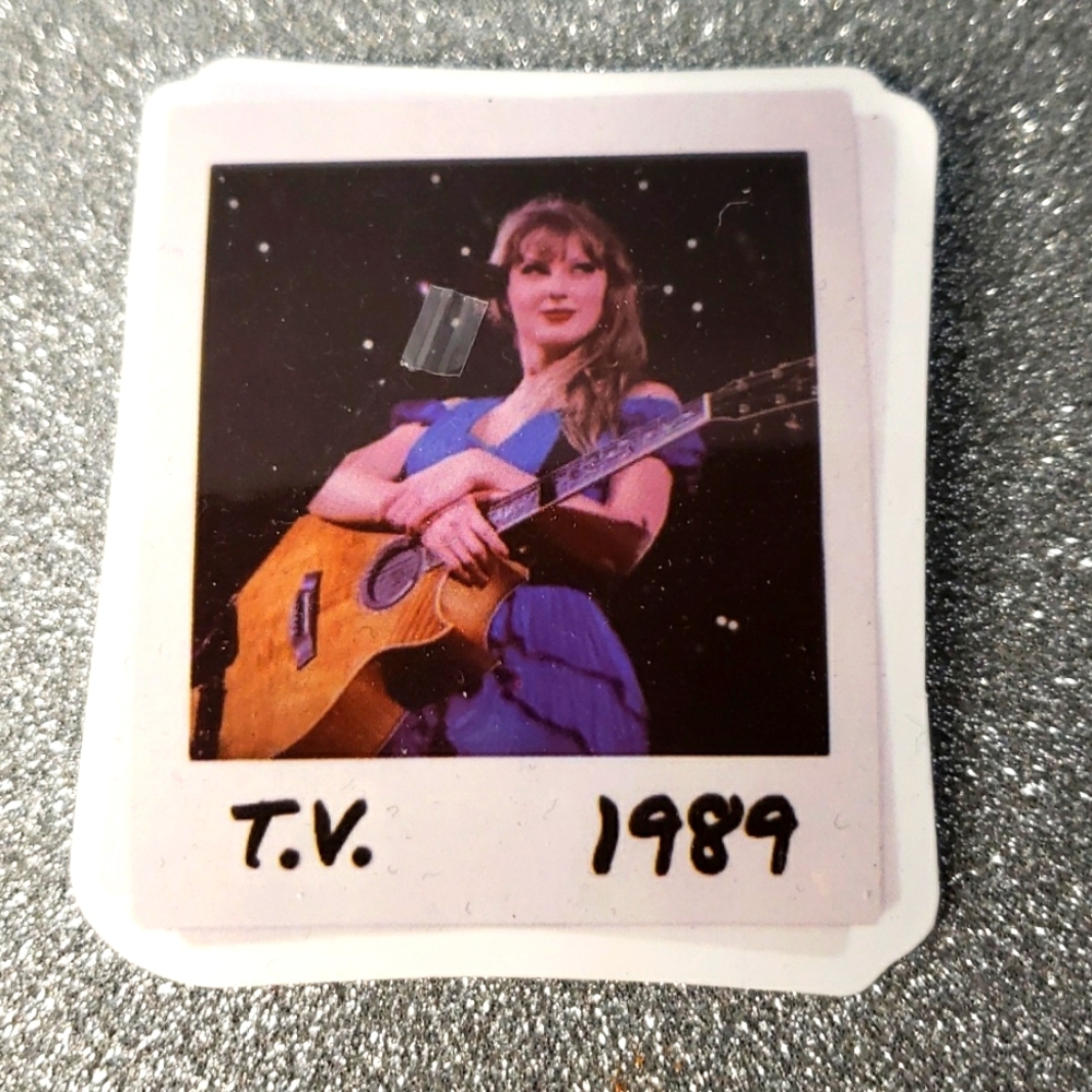 10/$10 Taylor Swift Waterproof Sticker 1989